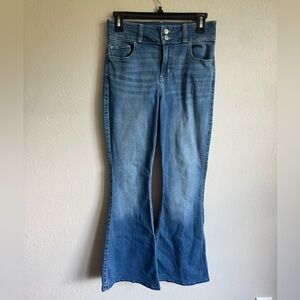 Hollister Mid Wash Blue Denim High Rise Flare Leg Jeans Womens 2S